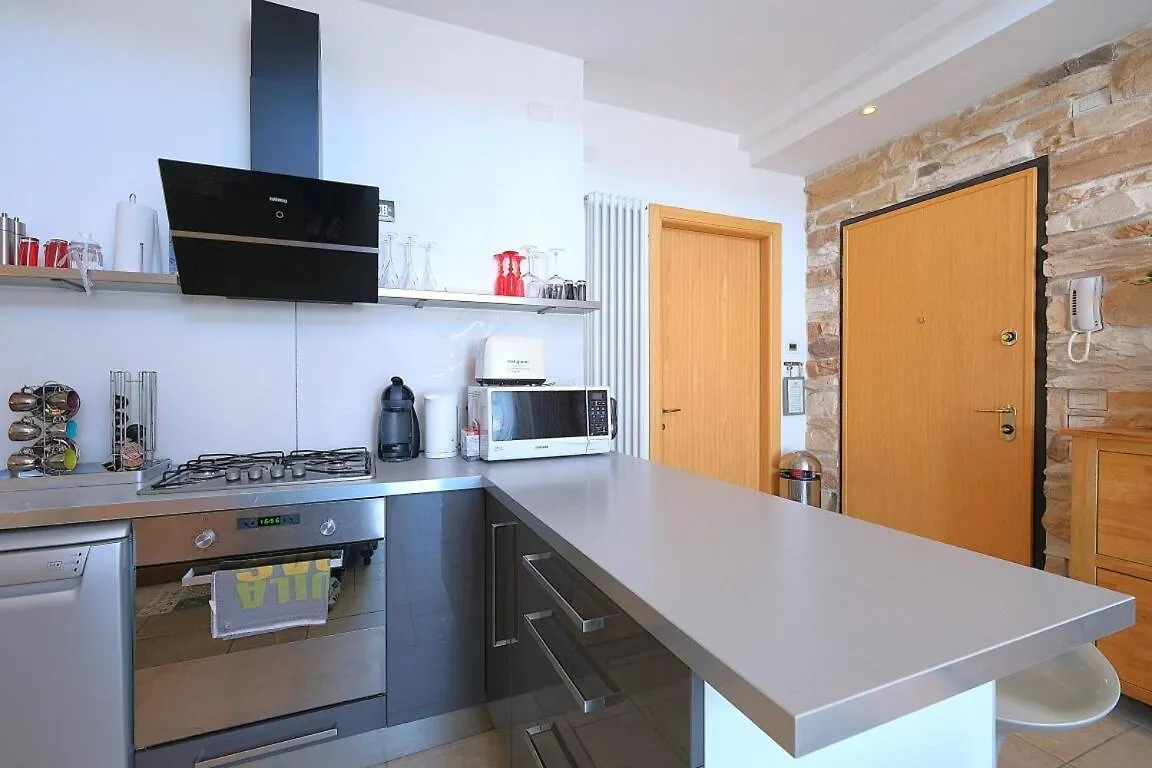 Duplex 3 Camere 2 Bagni Piazza Drago Lido di Jesolo 0*,  İtalya